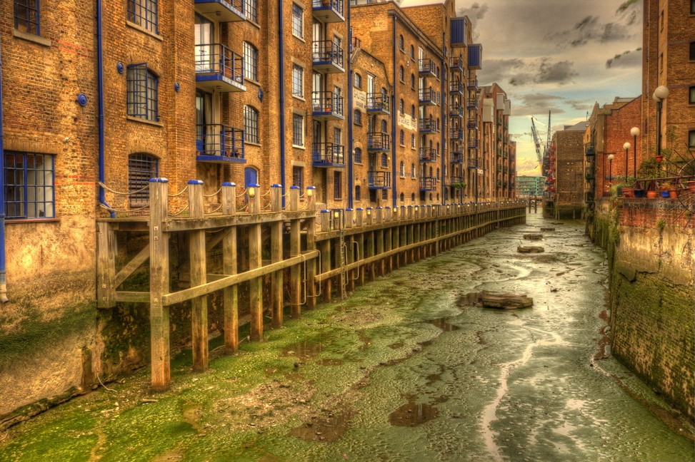 Butler Wharf.jpg